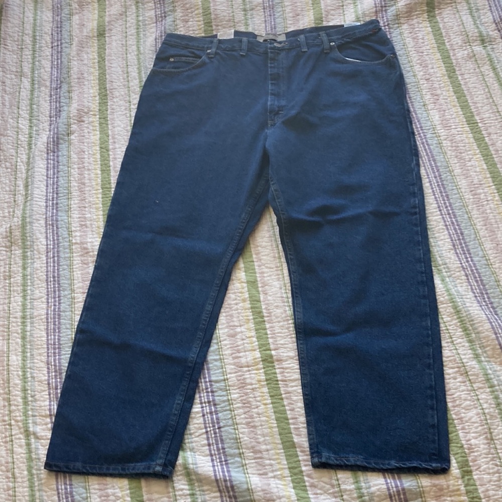 NWT Wrangler Authentic Navy Denim Jeans Jeans Size 44x30.